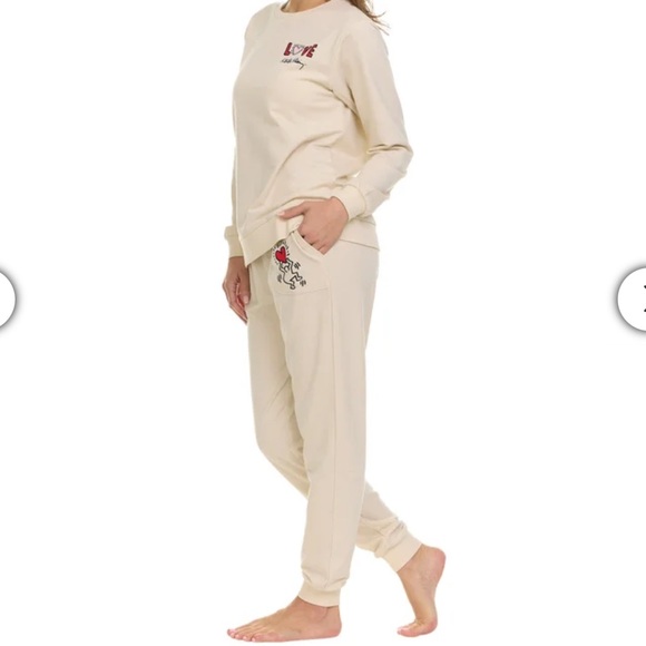 Keith Haring Women's Beige Love Graphic Lounge Set - Picture 2 of 8